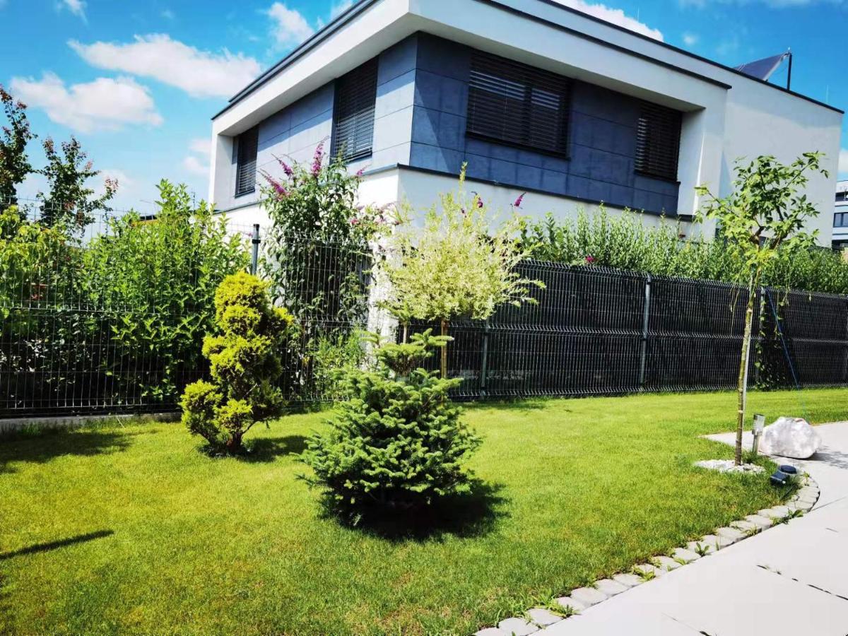 Yipin Villa Прага Экстерьер фото